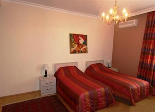 фото отеля Buta Guest House Baku