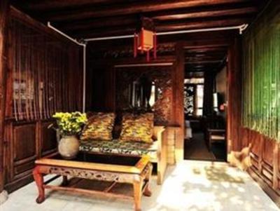 фото отеля Lijiang N-30 Lodge