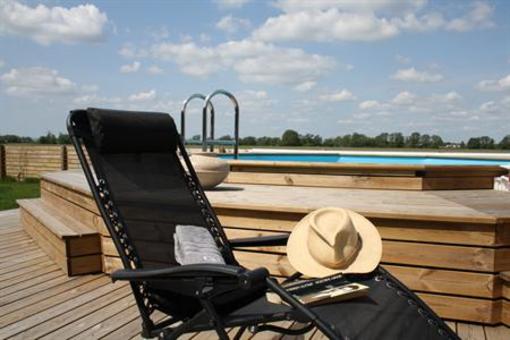 фото отеля Lindelunda Bed & Breakfast