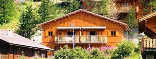 фото отеля Madame Vacances Les Chalets de la Diva