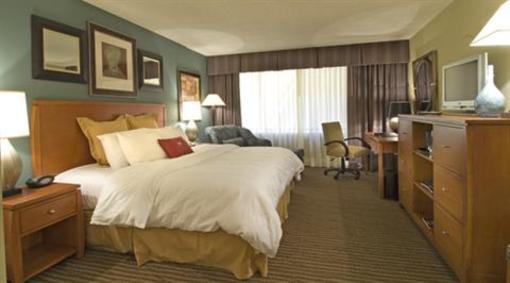фото отеля Crowne Plaza Hotel Washington DC-Rockville