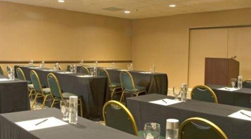 фото отеля Crowne Plaza Hotel Washington DC-Rockville