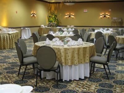 фото отеля Crowne Plaza Hotel Washington DC-Rockville