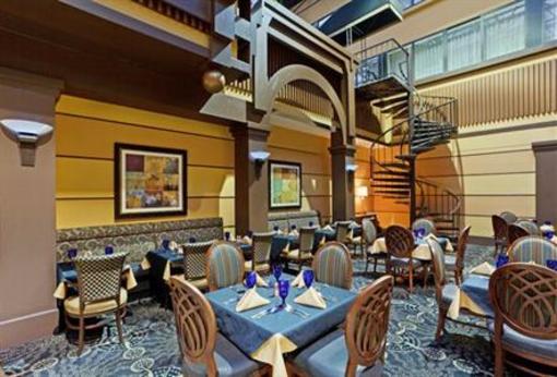 фото отеля Crowne Plaza Hotel Washington DC-Rockville