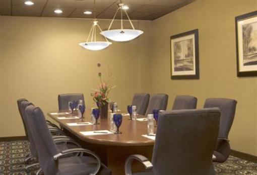фото отеля Crowne Plaza Hotel Washington DC-Rockville