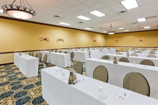 фото отеля Crowne Plaza Hotel Washington DC-Rockville