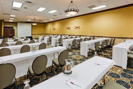 фото отеля Crowne Plaza Hotel Washington DC-Rockville