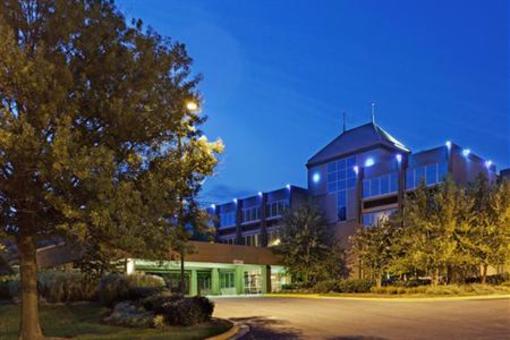 фото отеля Crowne Plaza Hotel Washington DC-Rockville