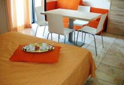 фото отеля Park Village Hotel
