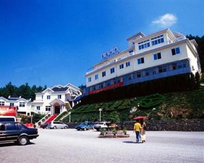 фото отеля Ningguo Enlong Wooden Villa