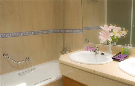 фото отеля Ayre Hotel Cordoba