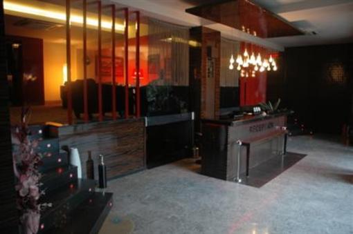 фото отеля Black Cloud Hotel