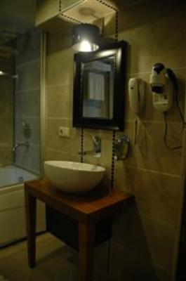 фото отеля Black Cloud Hotel