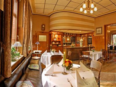 фото отеля Landgasthaus & Hotel Lindenhof Konigslutter