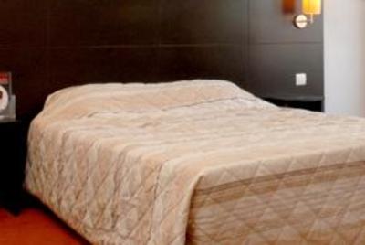 фото отеля Balladins Confort Hotel Saint-Ouen-L'Aumone