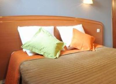 фото отеля Balladins Confort Hotel Saint-Ouen-L'Aumone