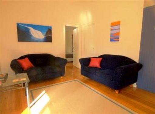 фото отеля Island Brook Estate Chalets Metricup