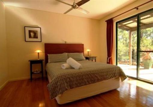 фото отеля Island Brook Estate Chalets Metricup