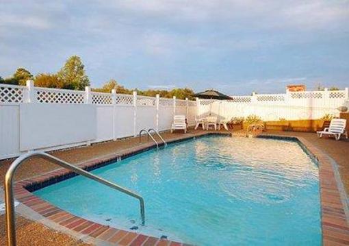 фото отеля Econo Lodge Lexington (Tennessee)