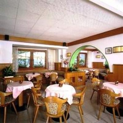 фото отеля Hotel Aurora Molveno