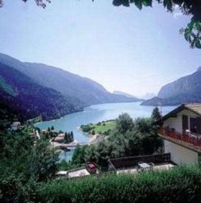 фото отеля Hotel Aurora Molveno
