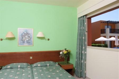 фото отеля Panas Holiday Village