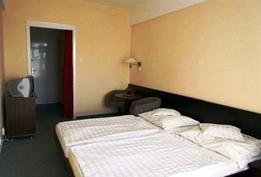 фото отеля Hotel Ezustpart Siofok