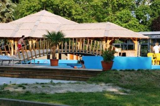 фото отеля Hotel Ezustpart Siofok