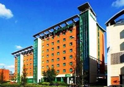 фото отеля Holiday Inn Woking