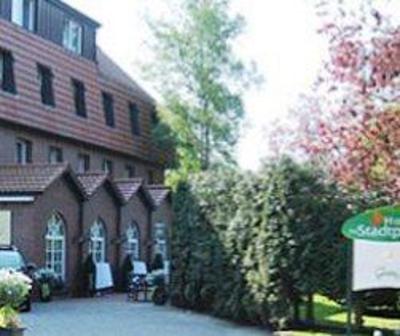 фото отеля Hotel am Stadtpark Papenburg