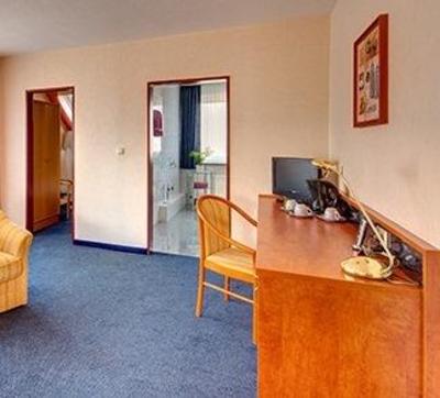 фото отеля Hotel am Stadtpark Papenburg