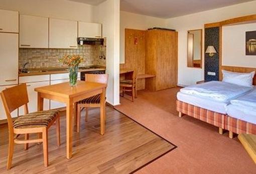 фото отеля Hotel am Stadtpark Papenburg
