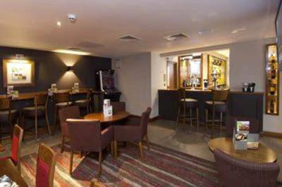 фото отеля Premier Inn Warwick