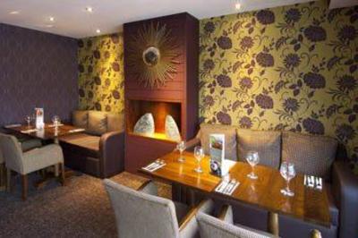 фото отеля Premier Inn Warwick
