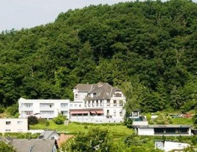 фото отеля Hotel Kurhaus Uhlenberg