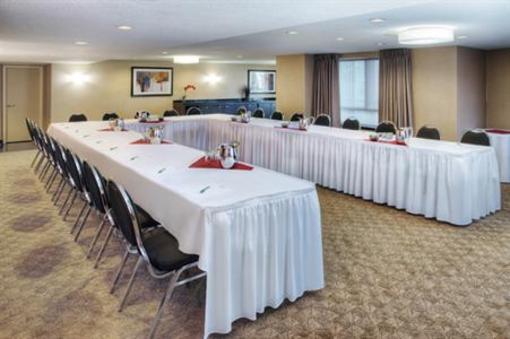 фото отеля Les Suites Hotel Ottawa