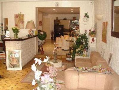 фото отеля Hotel Saint Philibert Tournus