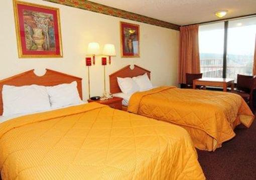 фото отеля Econo Lodge Dyersburg