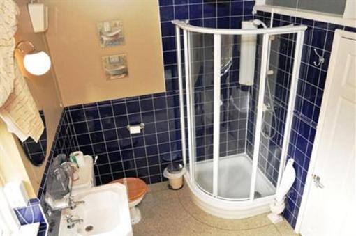 фото отеля Wellington Lodge Bromsgrove