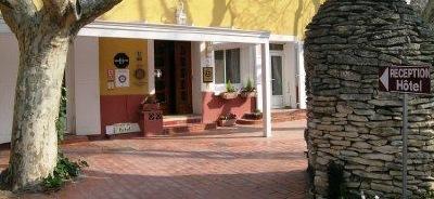 фото отеля La Touloubre Hotel La Barben