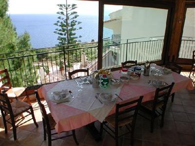 фото отеля Villa Sauci Apartments San Vito Lo Capo