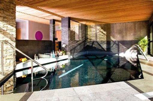 фото отеля Anova Hotel and Spa