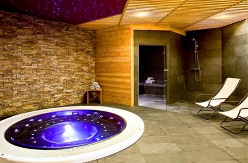 фото отеля Anova Hotel and Spa