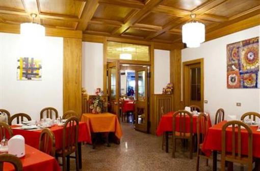 фото отеля Hotel Sole Holiday Arco