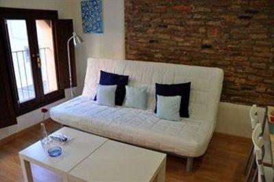 фото отеля Barcelona City Apartment