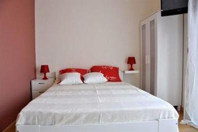 фото отеля Barcelona City Apartment