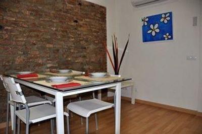 фото отеля Barcelona City Apartment