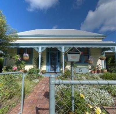 фото отеля Semaphore Beach Cottage Adelaide