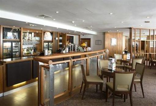 фото отеля Holiday Inn London Shepperton