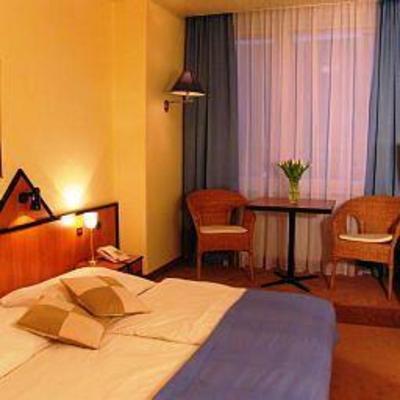 фото отеля Zentral Hotel Wiener Neustadt
